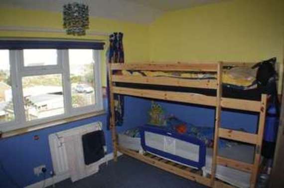 3 Bedroom Semi-Detac...