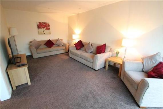 5 Bedroom Detached