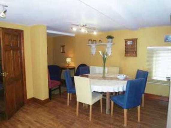 5&nbsp;Bedroom&nbsp;Cottage