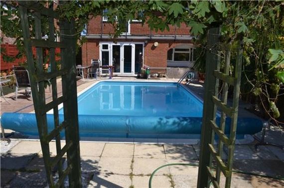 5&nbsp;Bedroom&nbsp;Detached