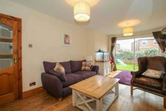 3 Bedroom Semi-Detac...