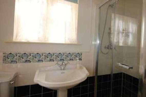 1 Bedroom Flat