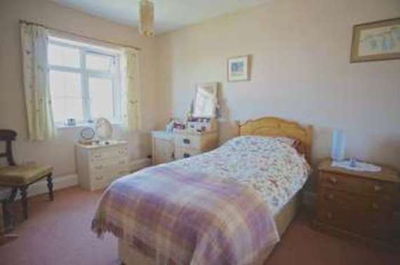 4&nbsp;Bedroom&nbsp;Detached