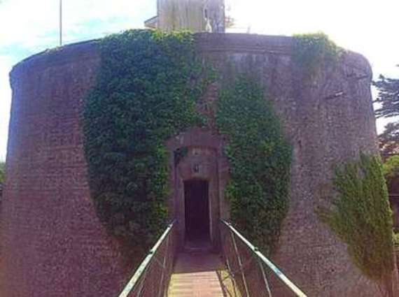 Marine Parade West  Clacton-On...