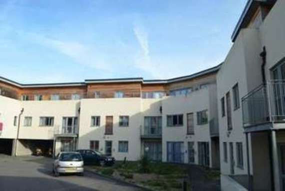 2 Bedroom Flat