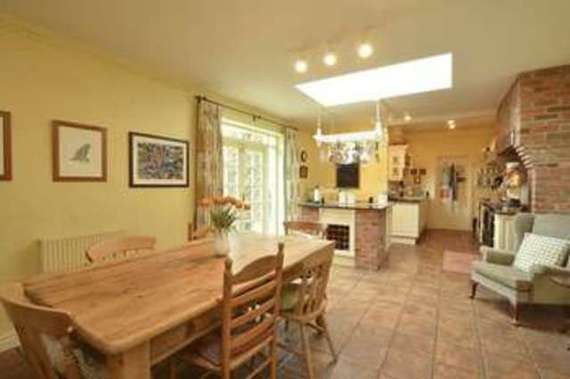 10 Bedroom Property