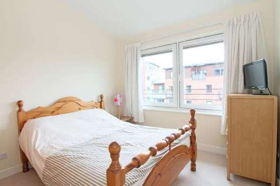 2 Bedroom Flat
