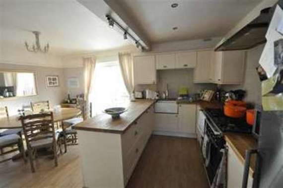 2 Bedroom Property