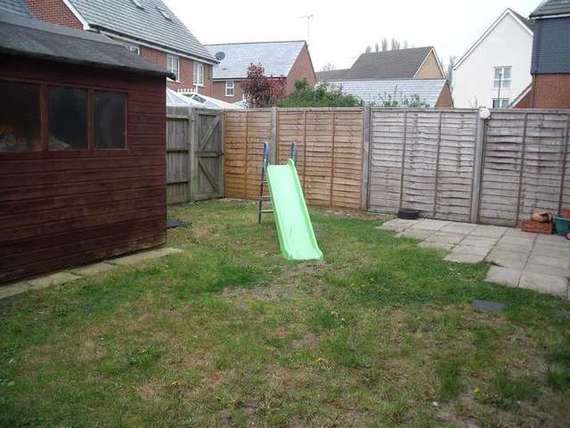 3 Bedroom End of Ter...