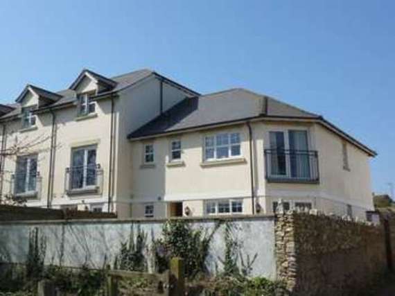 2 Bedroom Flat