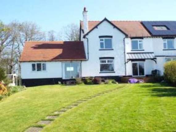 5 Bedroom Semi-Detac...