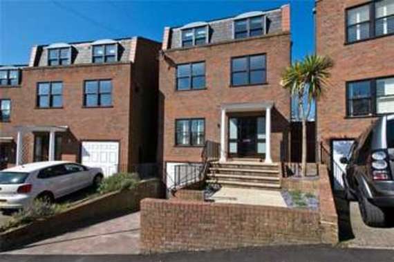 5 Bedroom Detached