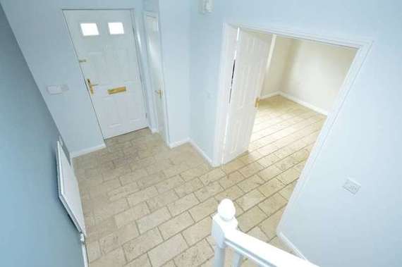 4 Bedroom Town House