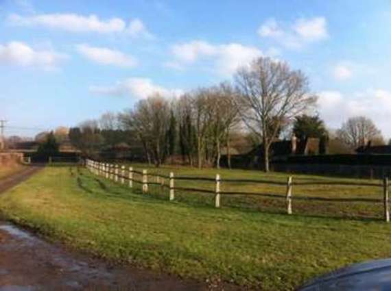 7&nbsp;Bedroom&nbsp;Detached