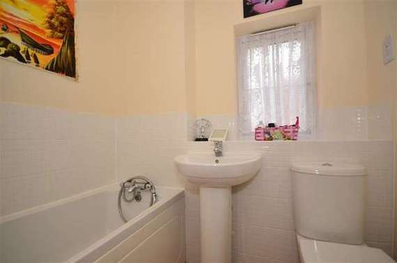 3&nbsp;Bedroom&nbsp;Semi-Detac...