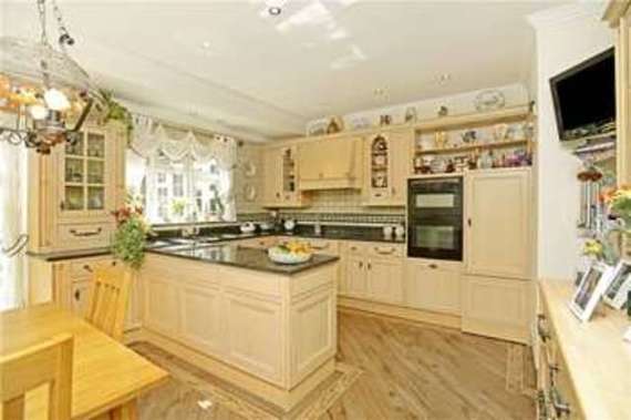 4 Bedroom Detached