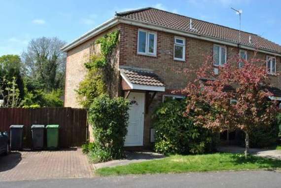 2 Bedroom End of Ter...