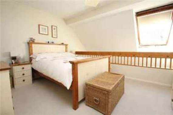 2 Bedroom Maisonette