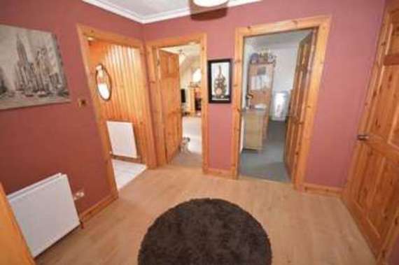 2 Bedroom Flat