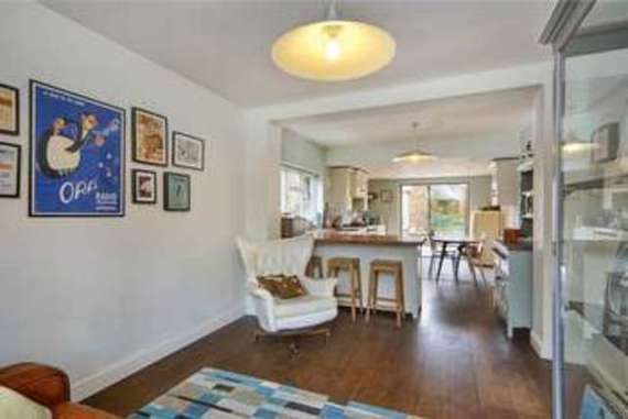 4 Bedroom Semi-Detac...