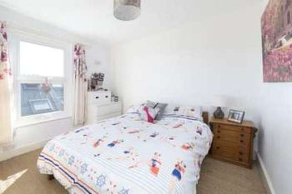 2 Bedroom Maisonette