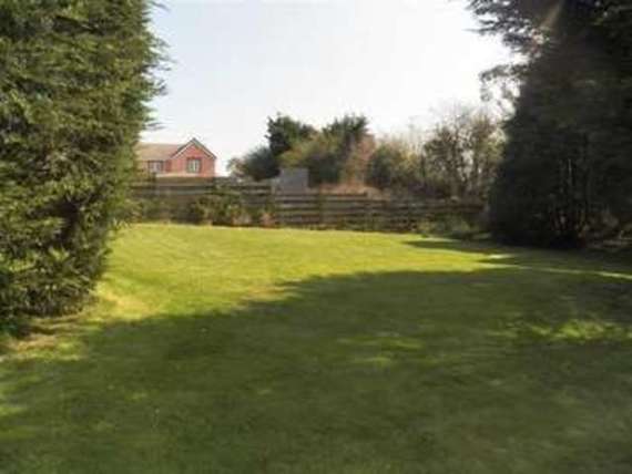 9&nbsp;Bedroom&nbsp;Property