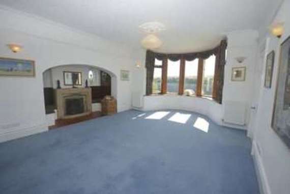 6 Bedroom Detached