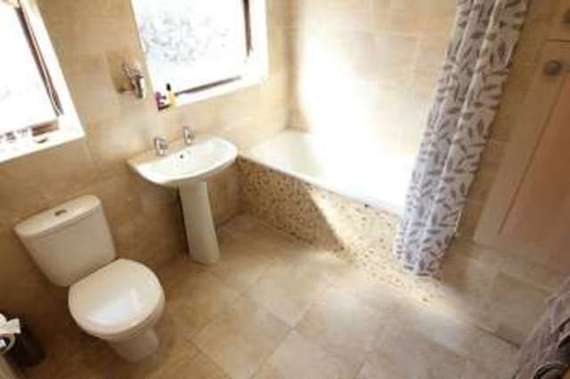 3 Bedroom Semi-Detac...