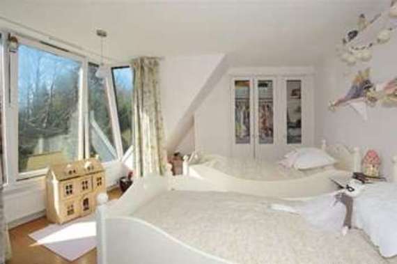 5 Bedroom Detached