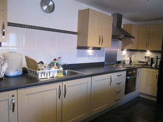 2 Bedroom Flat