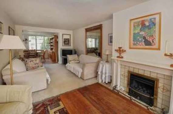 5 Bedroom Semi-Detac...