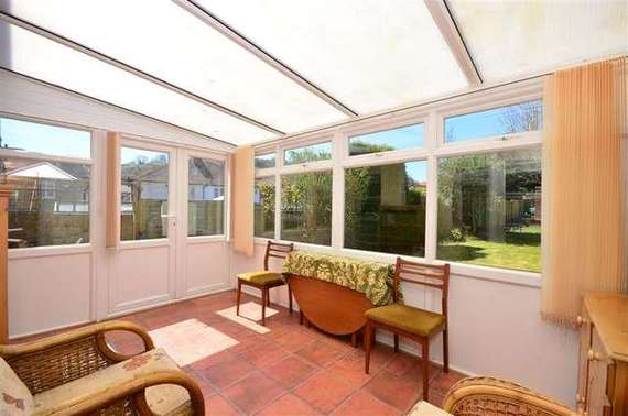 3 Bedroom End of Ter...