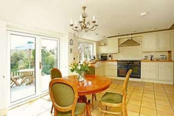 6&nbsp;Bedroom&nbsp;Detached