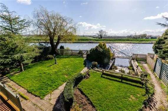 5 Bedroom Detached
