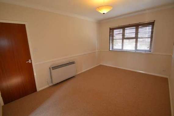 1 Bedroom Flat