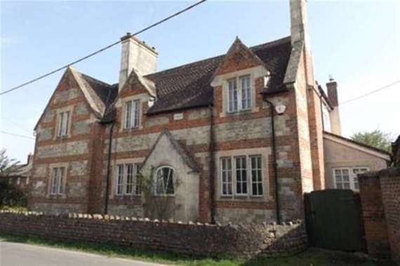 5 Bedroom Detached