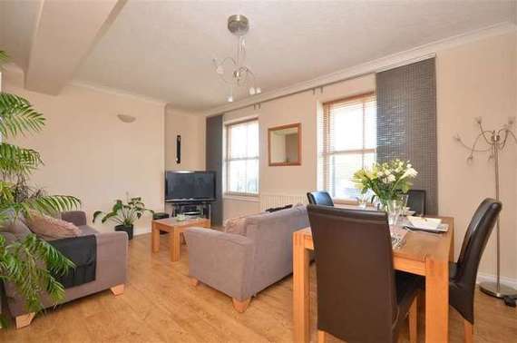 2 Bedroom Apartment