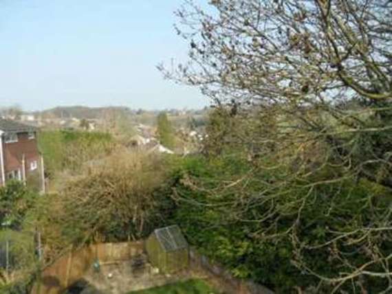 4 Bedroom Semi-Detac...