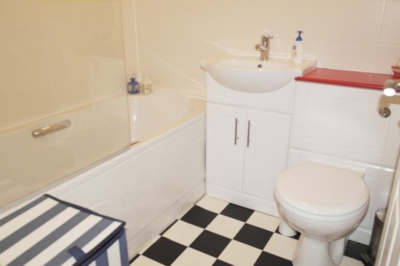 2 Bedroom Apartment