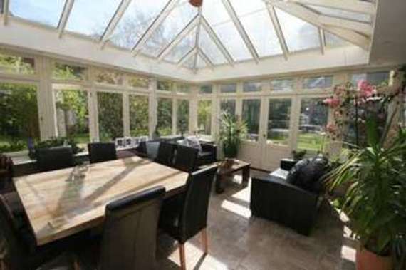 5 Bedroom Detached