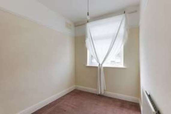 3 Bedroom Semi-Detac...