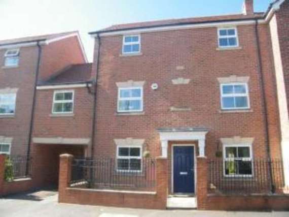 4 Bedroom Terraced