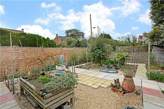 5 Bedroom Detached