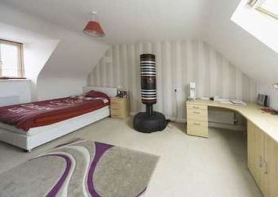 5 Bedroom Detached