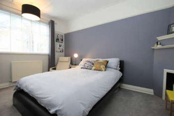 2 Bedroom Ground Fla...