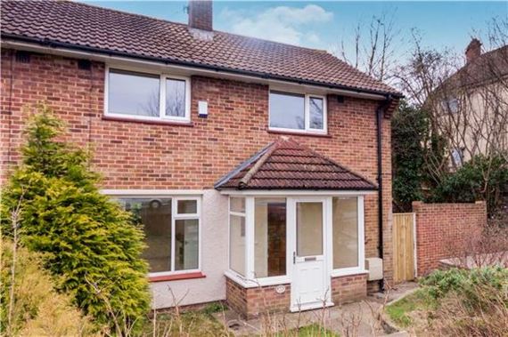 3 Bedroom End of Ter...