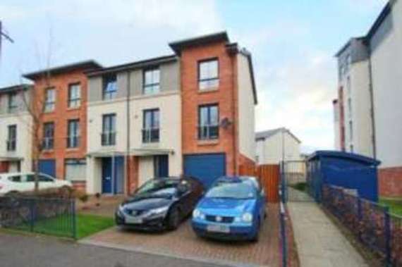 4 Bedroom Town House