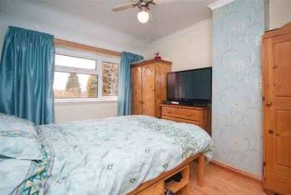 3 Bedroom Semi-Detac...