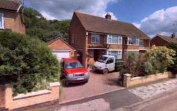 3 Bedroom Semi-Detac...