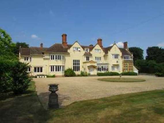 3 Bedroom Apartment